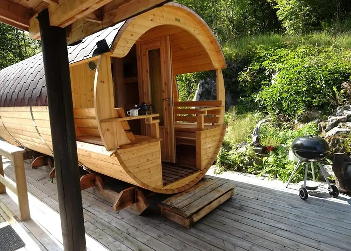 Frühstückspension Knardal Neset