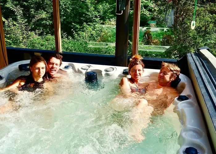 Knardal Nocleg ze śniadaniem *